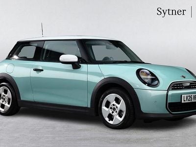 Usado Mini Cooper Hatch 113 kW (154 HP) 2025 Verde Citadino