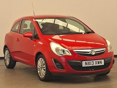 Used Vauxhall Corsa 85 HP (62 kW) 2013 Red Hatchback
