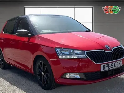 Used Skoda Fabia Colour Edition 60 HP (44 kW) 2019 Red Hatchback