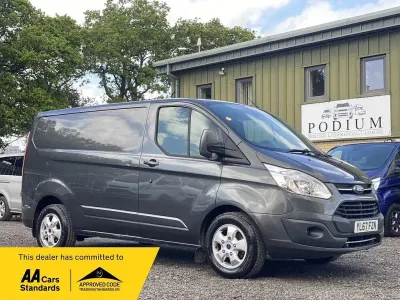 Usado Ford Transit Custom Limited 130 HP (95 kW) 2018 Cinzento Van