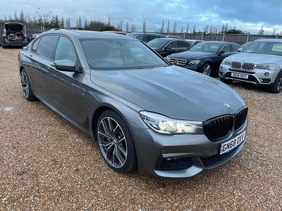 Used BMW 740L M Sport 320 HP (235 kW) 2018 Grey Sedan