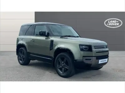 Used Land Rover Defender SE Dynamic 249 HP (183 kW) 2022 Green SUV