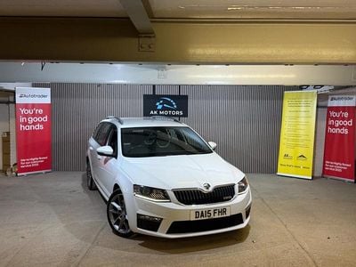 Used Skoda Octavia vRS 2015 White Hatchback