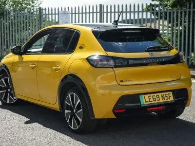 Used Peugeot e-208