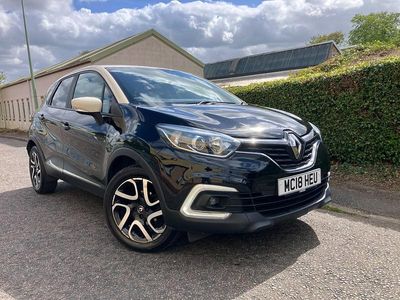 Begagnad Renault Captur Iconic 90 HK (66 kW) 2018 Beige SUV