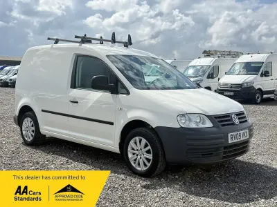 Begagnad VW Caddy 103 HK (75 kW) 2009 Vit Minibuss