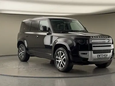 Used Land Rover Defender 404 HP (297 kW) 2023 Santorini black SUV