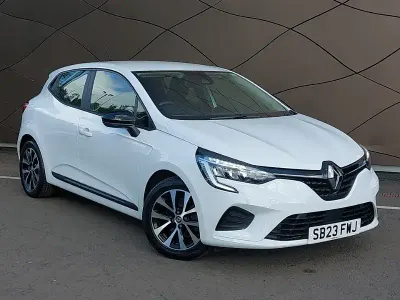 Gebraucht Renault Clio V Evolution 145 PS (106 kW) 2023 Weiß Kleinwagen