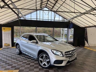 Mercedes GLA220