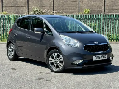 Used Kia Venga 125 HP (91 kW) 2016 Silver Hatchback