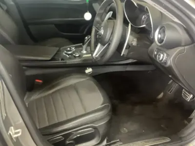 Used Alfa Romeo Giulia Saloon 200 HP (147 kW) 2020 Grey Sedan