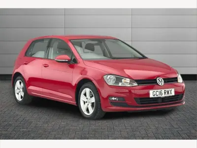 Used VW Golf VII Edition 110 HP (80 kW) 2016 Red Hatchback
