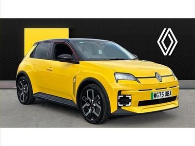 Used Renault R5 Komfort 110 kW (150 HP) 2025 Other Hatchback