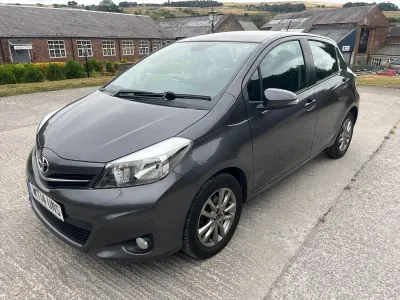 Used Toyota Yaris Plus 99 HP (72 kW) 2014 Grey Hatchback