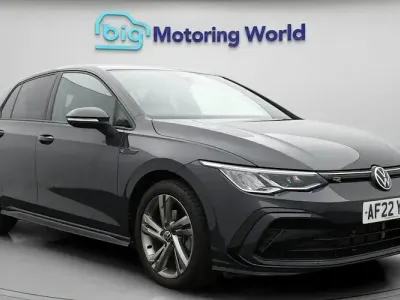Used VW Golf VIII R-line 131 HP (96 kW) 2024 Hatchback
