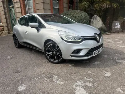 Used Renault Clio Dynamique 2016 Silver Hatchback