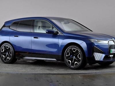 BMW iX