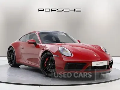 Begagnad Porsche 911 2022 Röd Sportkupé