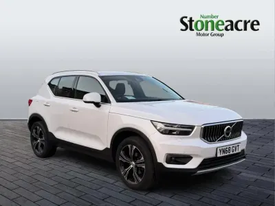 Usado Volvo XC40 Inscription 154 CV (113 kW) 2018 Blanco SUV