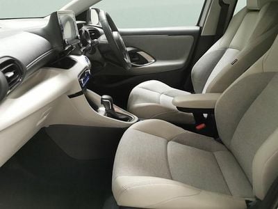 Toyota Yaris Hybrid