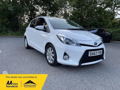 Toyota Yaris Hybrid