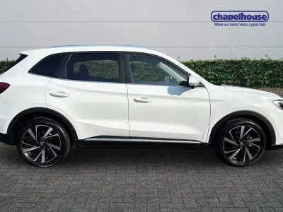 Used MG ZS Trophy 196 HP (144 kW) 2024 SUV