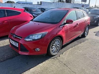 Used Ford Focus Zetec 2014 Red Hatchback
