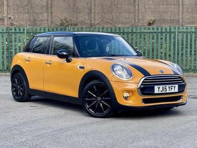 Usado Mini Cooper Hatch 2015 Laranja Citadino