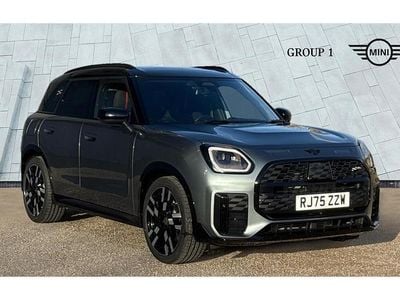 Używany Mini Countryman Sport 218 KM (160 kW) 2025 Zielony SUV