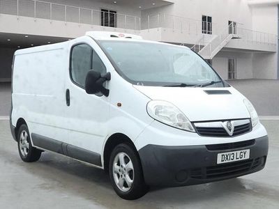 Used Vauxhall Vivaro 115 HP (84 kW) 2013 White MPV