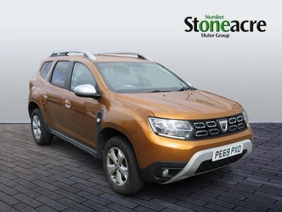 Used Dacia Duster Comfort 115 HP (84 kW) 2019 Orange SUV