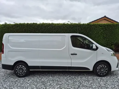 Used Nissan NV300