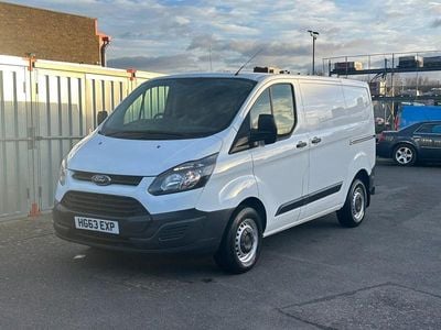 White Used 2013 Ford Transit Custom Van | £4,395 (Fair price)