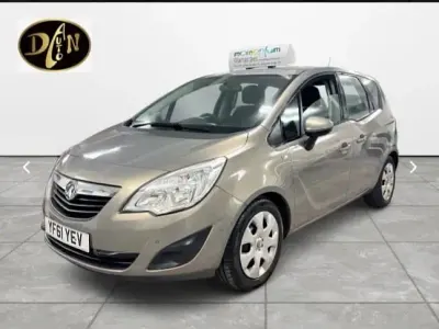 Used Vauxhall Meriva 100 HP (73 kW) 2012 Brown MPV