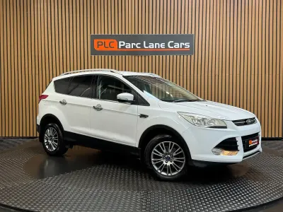 Usado Ford Kuga Titanium 163 CV (119 kW) 2014 Blanco SUV