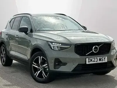 Used Volvo XC40 Plus 161 HP (118 kW) 2023 Green SUV