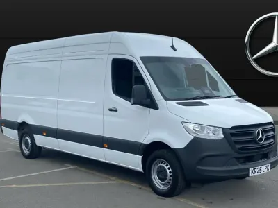 Gebraucht Mercedes Sprinter 150 PS (110 kW) 2025 Van