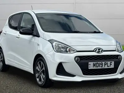 Used Hyundai i10 100 HP (73 kW) 2019 White Hatchback