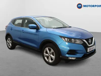 Usado Nissan Qashqai Acenta Premium 116 HP (85 kW) 2019 Azul SUV