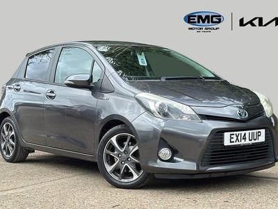 Used Toyota Yaris Trend 101 HP (74 kW) 2014 Grey Hatchback
