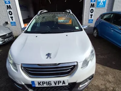 Gebraucht Peugeot 2008 2016 Weiß SUV