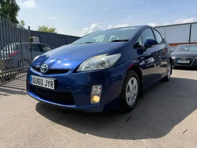 Used Toyota Prius T3 136 HP (100 kW) 2010 Blue Hatchback