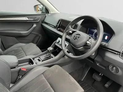 Gebraucht Skoda Karoq SE L 148 PS (108 kW) 2024 Grau SUV