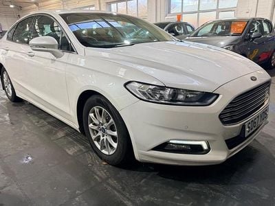 White Used 2017 Ford Mondeo Zetec Hatchback | £5,295 (Good price)