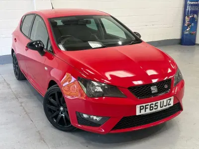 Usado Seat Ibiza FR 105 HP (77 kW) 2015 Vermelho Citadino