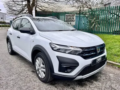 Używany Dacia Sandero Essentiel 2022 Biały Hatchback