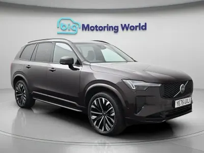 Usado Volvo XC90 Plus 455 CV (334 kW) 2025 Rojo SUV