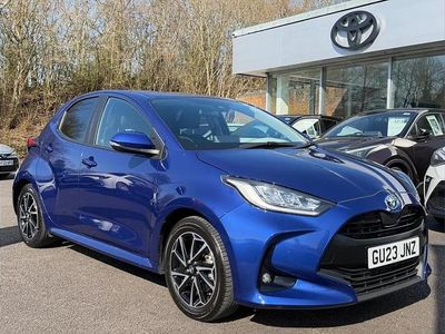 Used Toyota Yaris Hybrid Design 113 HP (83 kW) 2023 Blue Hatchback