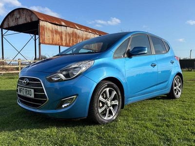 Used Hyundai ix20 Premium 115 HP (84 kW) 2017 Blue Hatchback