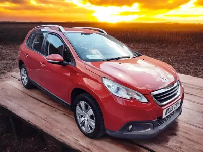 Used Peugeot 2008 Active 68 HP (50 kW) 2015 Red SUV